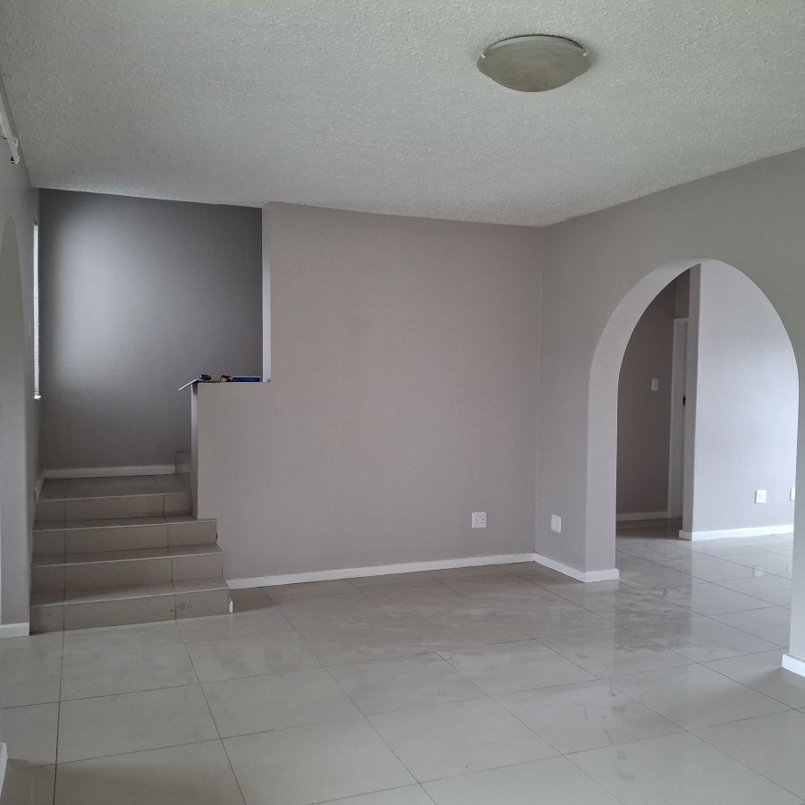 3 Bedroom Property for Sale in Beacon Bay Eastern Cape